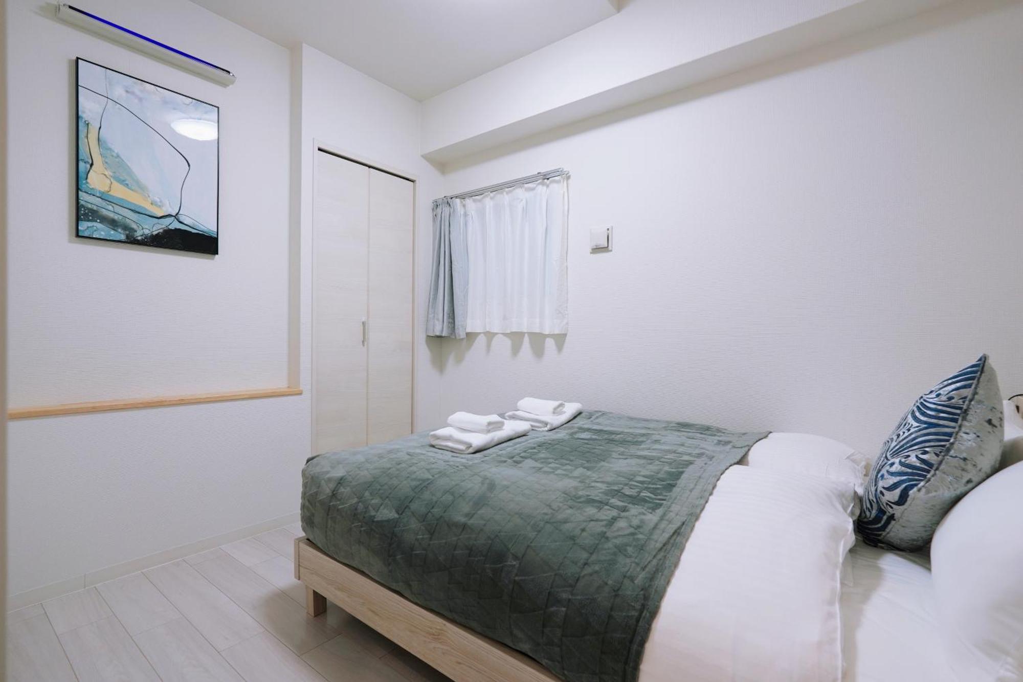 Dotonbori Royal II Apartment Osaka Exterior photo