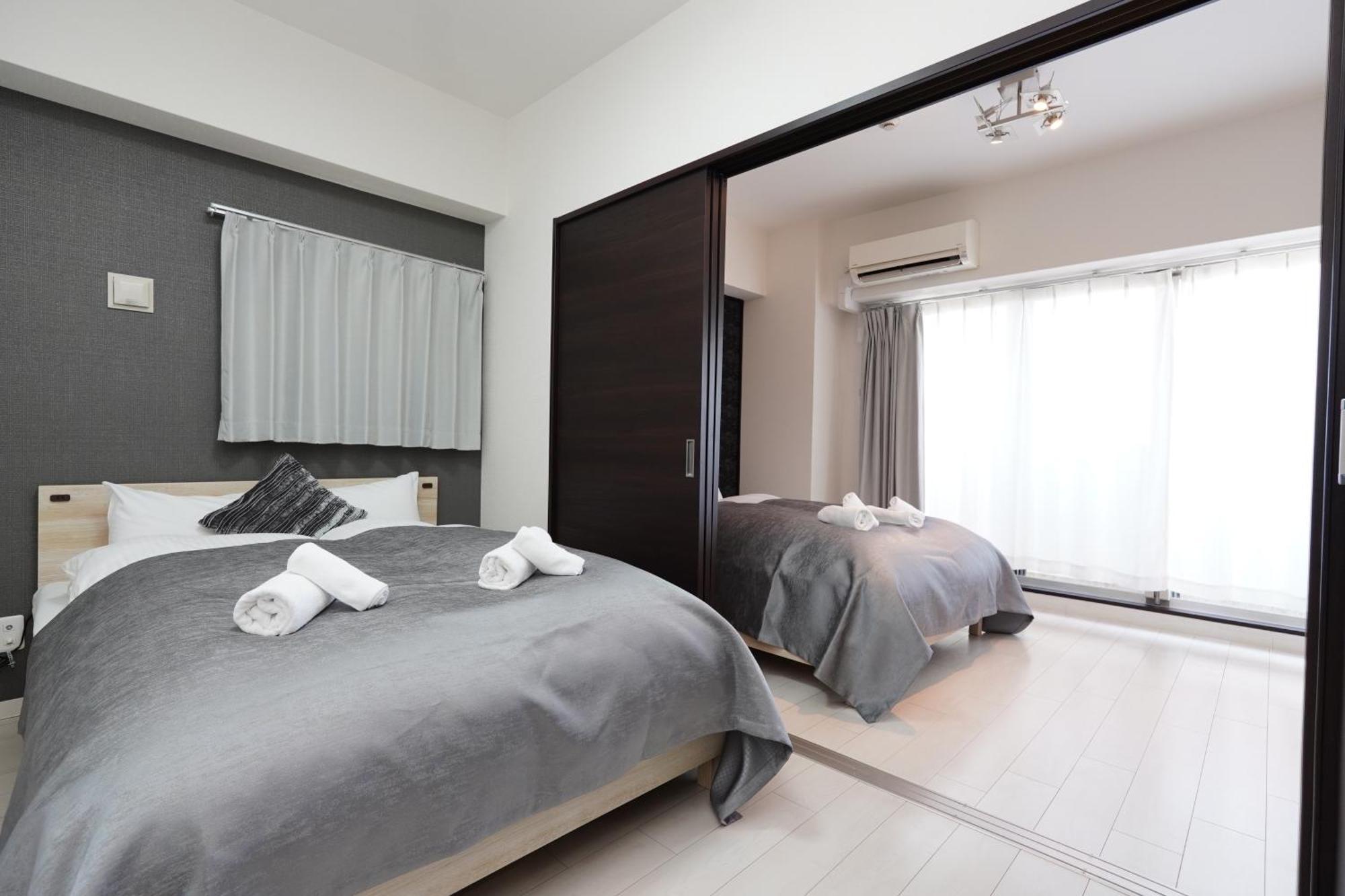 Dotonbori Royal II Apartment Osaka Room photo